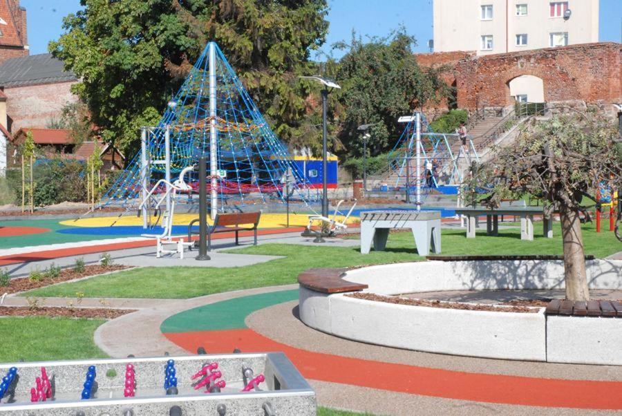 Hotelik 51 Pasłęk Esterno foto