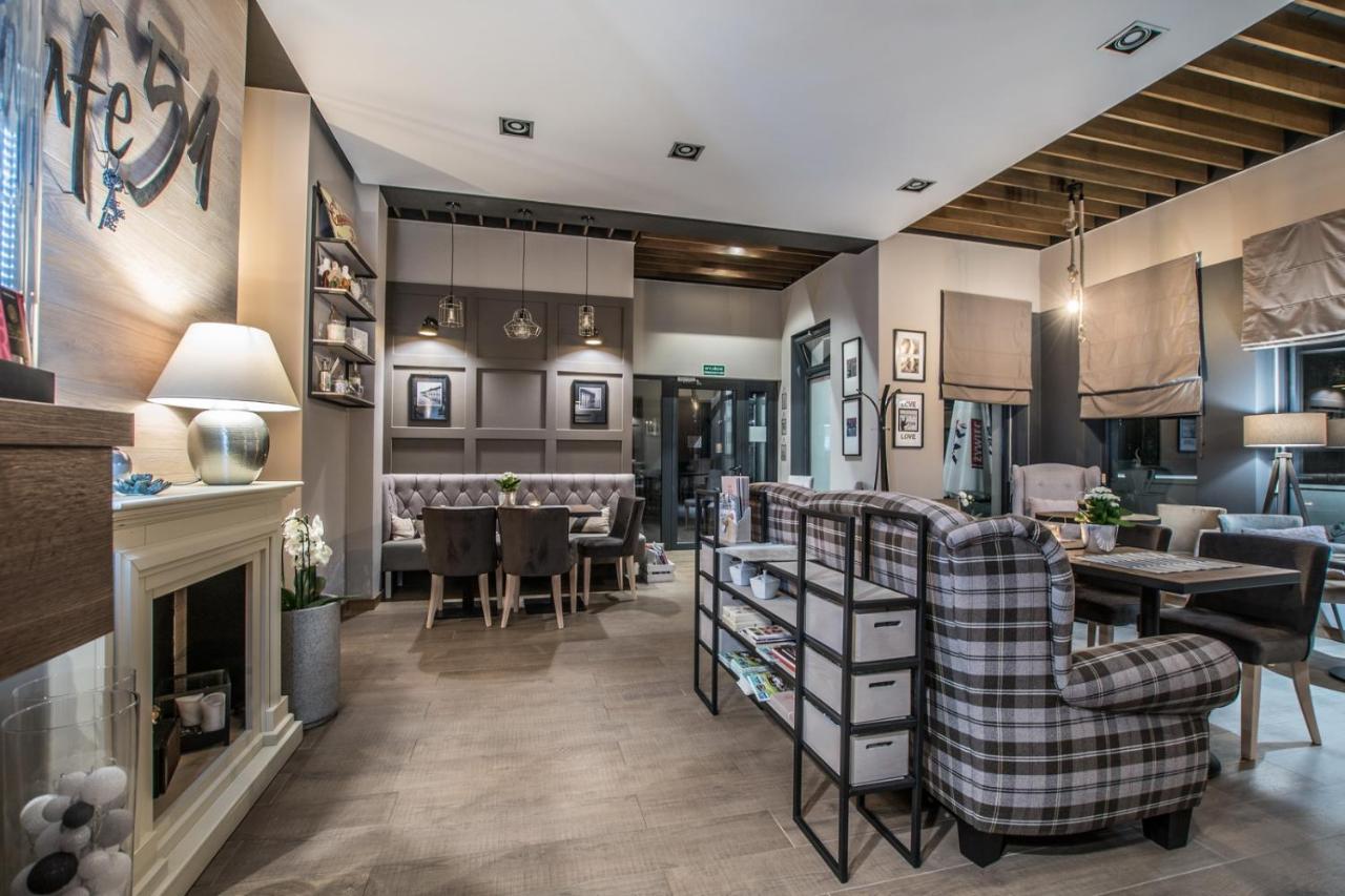 Hotelik 51 Pasłęk Esterno foto